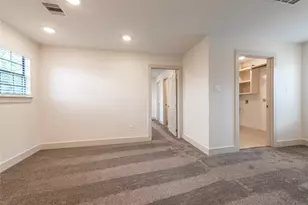 8031 Round Rock Dr, Houston, TX 77049 - Photo 26