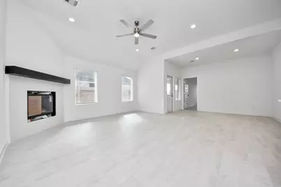 5843 Madison Trail Drive, Richmond, TX 77469 - Photo 12
