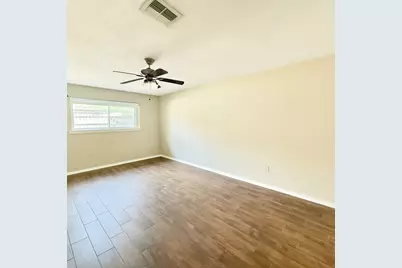 5807 Silver Forest Drive, Houston, TX 77092 - Photo 12