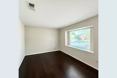 5807 Silver Forest Drive, Houston, TX 77092 - Photo 4