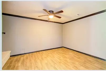 8014 Streamside Drive, Houston, TX 77088 - Photo 22