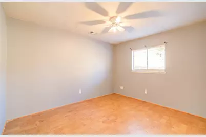 8014 Streamside Drive, Houston, TX 77088 - Photo 28