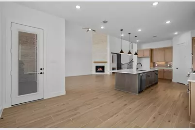 12226 Denham Drive, Mont Belvieu, TX 77523 - Photo 14