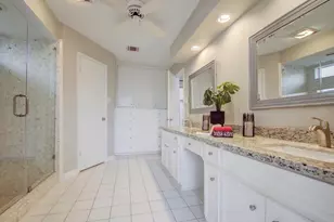 13914 Swiss Hill Dr, Houston, TX 77077 - Photo 12