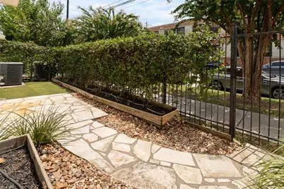 2256 La Branch Street, Houston, TX 77002 - Photo 34