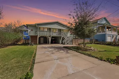 221 Oak Road, Clear Lake Shores, TX 77565 - Photo 2