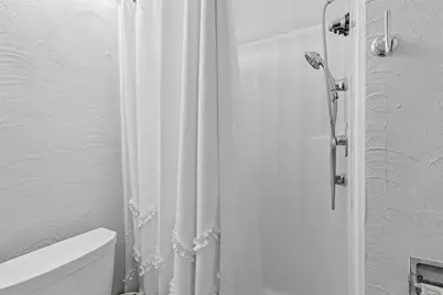 221 Oak Road, Clear Lake Shores, TX 77565 - Photo 14