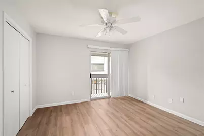 5000 Glenmont Drive, Houston, TX 77081 - Photo 24