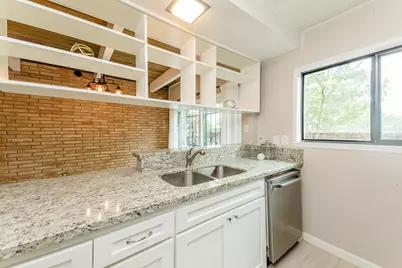 3809 N Braeswood Boulevard #9, Houston, TX 77025 - Photo 10