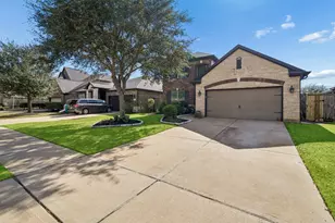 27311 Aspen Falls Ln, Fulshear, TX 77441 - Photo 2