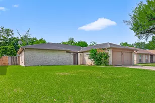 2310 Woodwind Dr, Richmond, TX 77406 - Photo 2