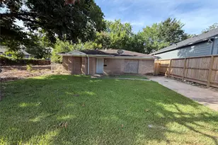 3704 Seabrook St, Houston, TX 77021 - Photo 1