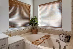 51 Orchid Ct, Lake Jackson, TX 77566 - Photo 24