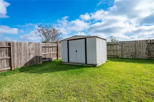 13726 Madera Bend Ln, Rosharon, TX 77583 - Photo 32