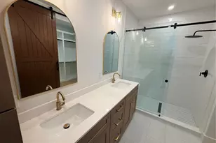 7937 Sparta St, Houston, TX 77028 - Photo 16
