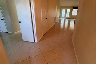 3423 Pecan Point Dr, Sugar Land, TX 77478 - Photo 2