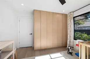 419 W 30th St, Houston, TX 77018 - Photo 36