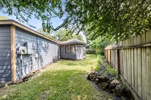 2214 Lakeville Dr, Kingwood, TX 77339 - Photo 42