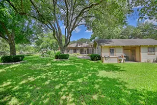 3348 W Ueckert, Bellville, TX 77418 - Photo 34
