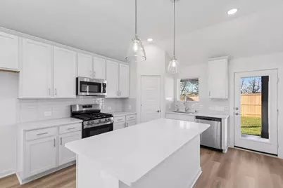 10326 Navarro Path, Montgomery, TX 77316 - Photo 18