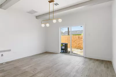 421 S Nugent Street, La Porte, TX 77571 - Photo 10