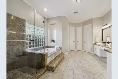 15415 Rocky Oak Court, Houston, TX 77059 - Photo 24