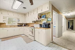 8081 Ernst Pkwy, Industry, TX 78944 - Photo 8