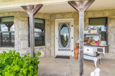 369B Sakewitz, Comfort, TX 78013 - Photo 8