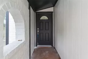 15411 Sierra Valle Dr, Houston, TX 77083 - Photo 4