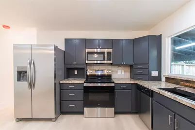 15411 Sierra Valle Drive, Houston, TX 77083 - Photo 14