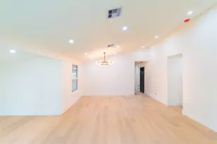 15411 Sierra Valle Dr, Houston, TX 77083 - Photo 6