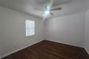 918 Winnie, Galveston, TX 77550 - Photo 6