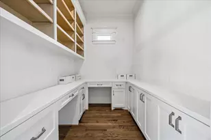 1836 Cortlandt St, Houston, TX 77008 - Photo 12