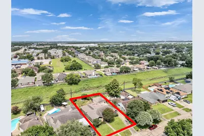 213 Valley Brook Drive, La Porte, TX 77571 - Photo 4