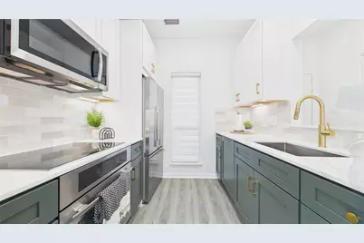 1211 Jackson Boulevard #G, Houston, TX 77006 - Photo 2