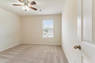 9947 Chimney Swift Ln, Conroe, TX 77385 - Photo 22