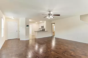9947 Chimney Swift Ln, Conroe, TX 77385 - Photo 8