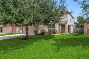 9947 Chimney Swift Ln, Conroe, TX 77385 - Photo 2