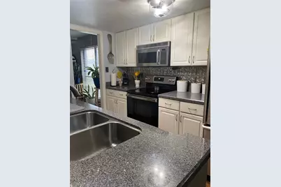 70 Evanston Street #1, Houston, TX 77015 - Photo 6