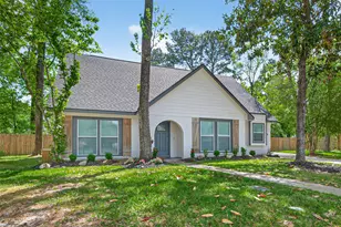 2127 Whispering Trails Cir, Kingwood, TX 77339 - Photo 2