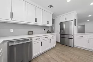 2127 Whispering Trails Cir, Kingwood, TX 77339 - Photo 16