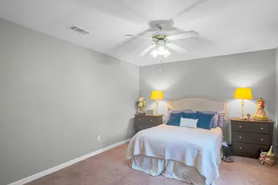 10939 Dunvegan Way, Houston, TX 77013 - Photo 14