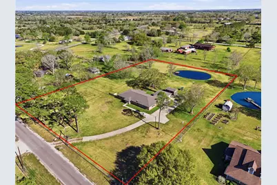 4215 County Road 182, Alvin, TX 77511 - Photo 2