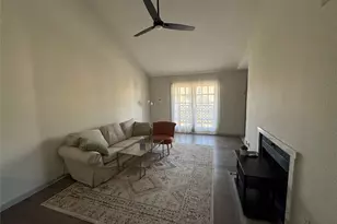 2121 El Paseo St, Houston, TX 77054 - Photo 6
