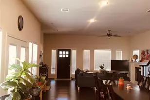 4433 Pease St, Houston, TX 77023 - Photo 4