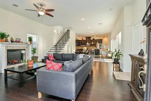 4433 Pease St, Houston, TX 77023 - Photo 14