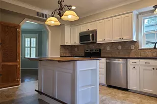 15896 Tree Monkey Rd, Conroe, TX 77303 - Photo 2