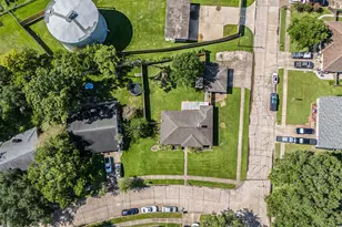 515 Brandywyne Dr, Friendswood, TX 77546 - Photo 18