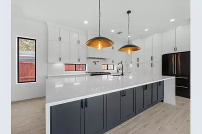 943 W 31st Street, Houston, TX 77018 - Photo 12