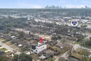 943 W 31st St, Houston, TX 77018 - Photo 36